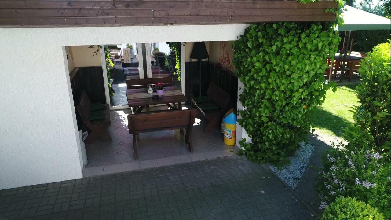 Pension Zum Lindeneck Lubz Luaran gambar