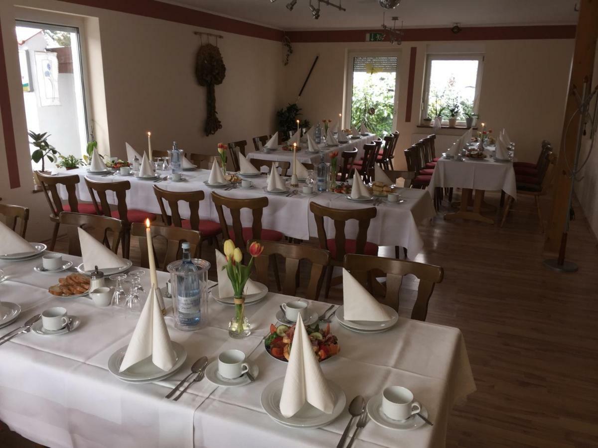 Pension Zum Lindeneck Lubz Luaran gambar